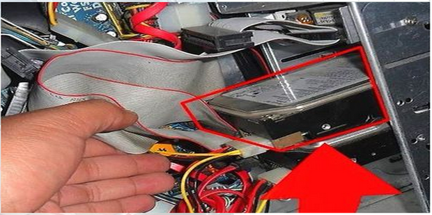 怎么拆主机侧面