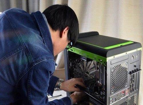买电脑是自己装还是买主机
