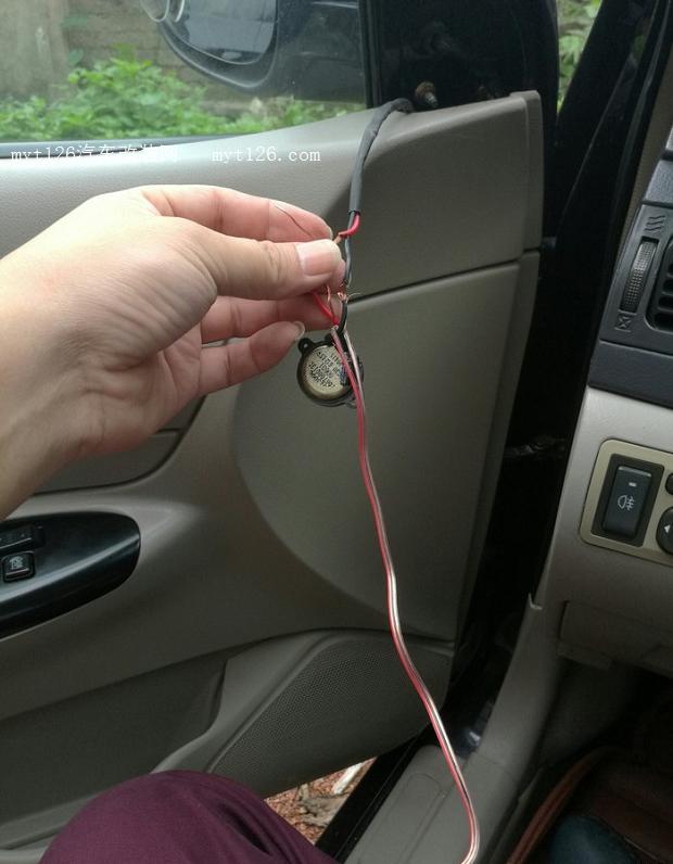 原车主机如何选装高音