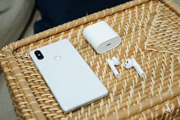 小米蓝牙耳机哪个是主机