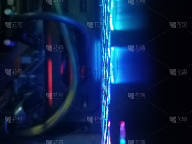 主机指示灯蓝光