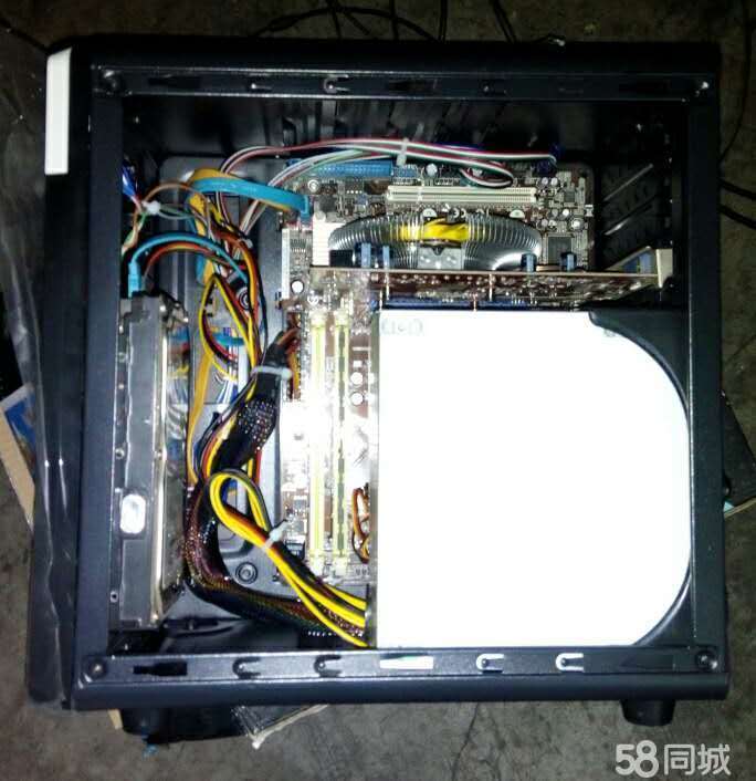 电脑主机离墙壁过近
