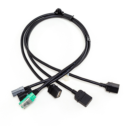 带光纤接口的汽车主机