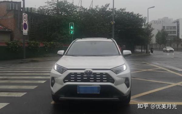 荣放主机为什么会挑歌播放