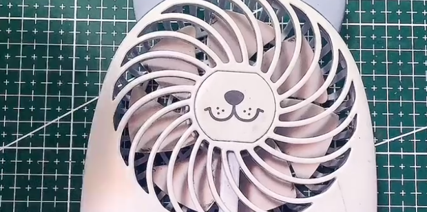 主机大风扇怎么拆开