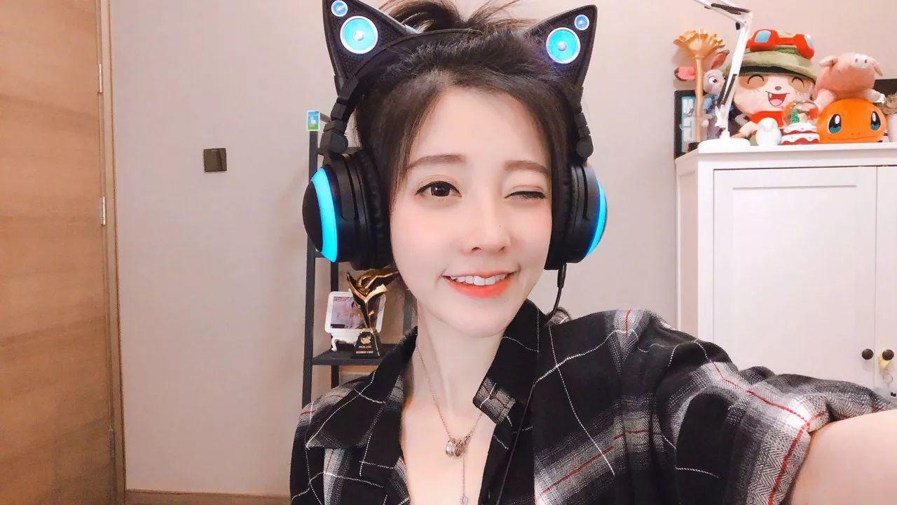 主播玩的主机生存游戏