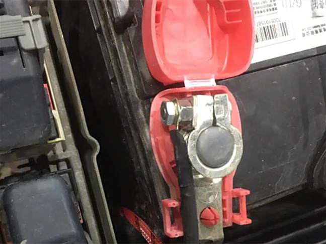 车载低音炮主机接线图