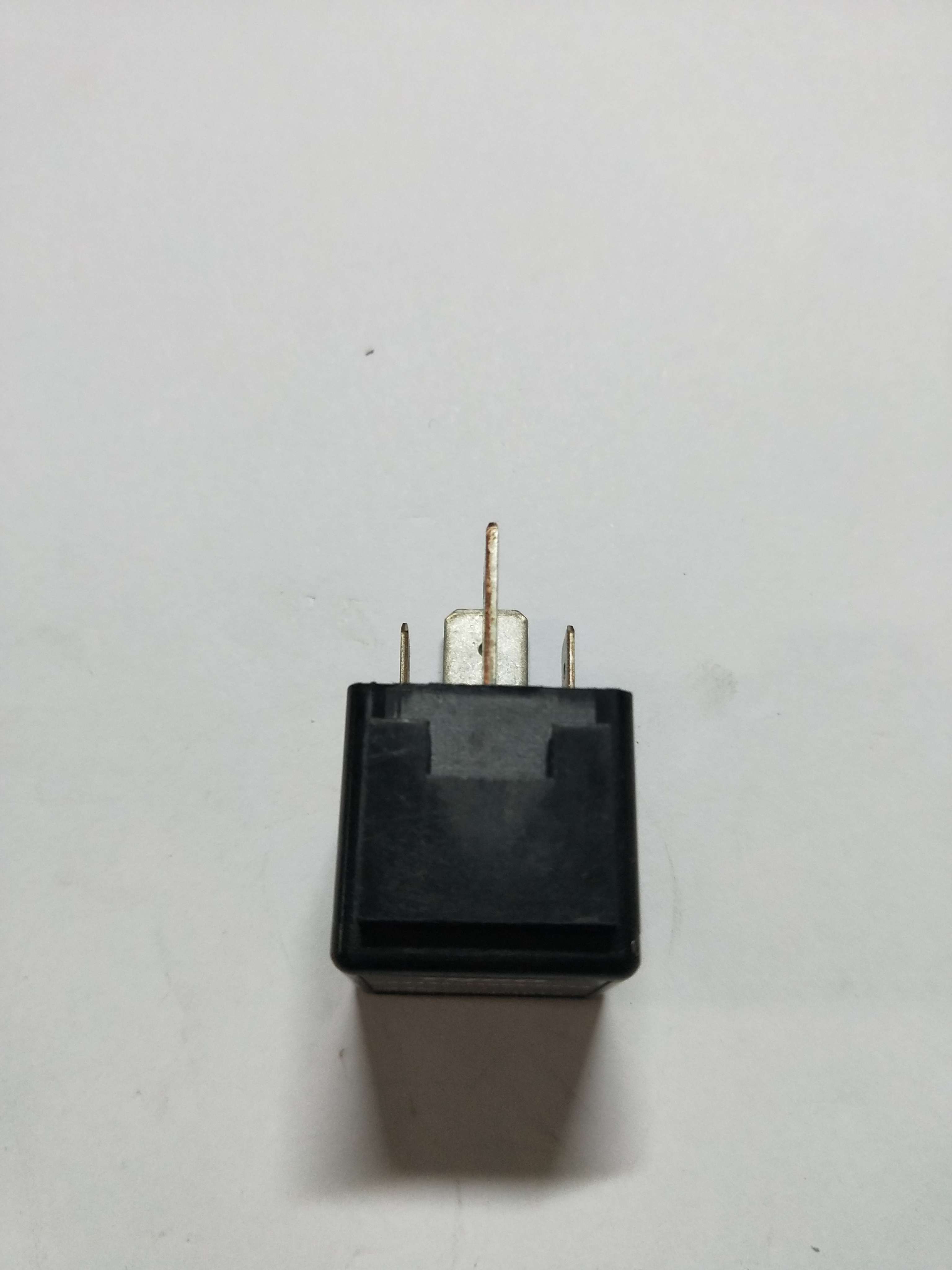 继电器在门禁主机哪个位置