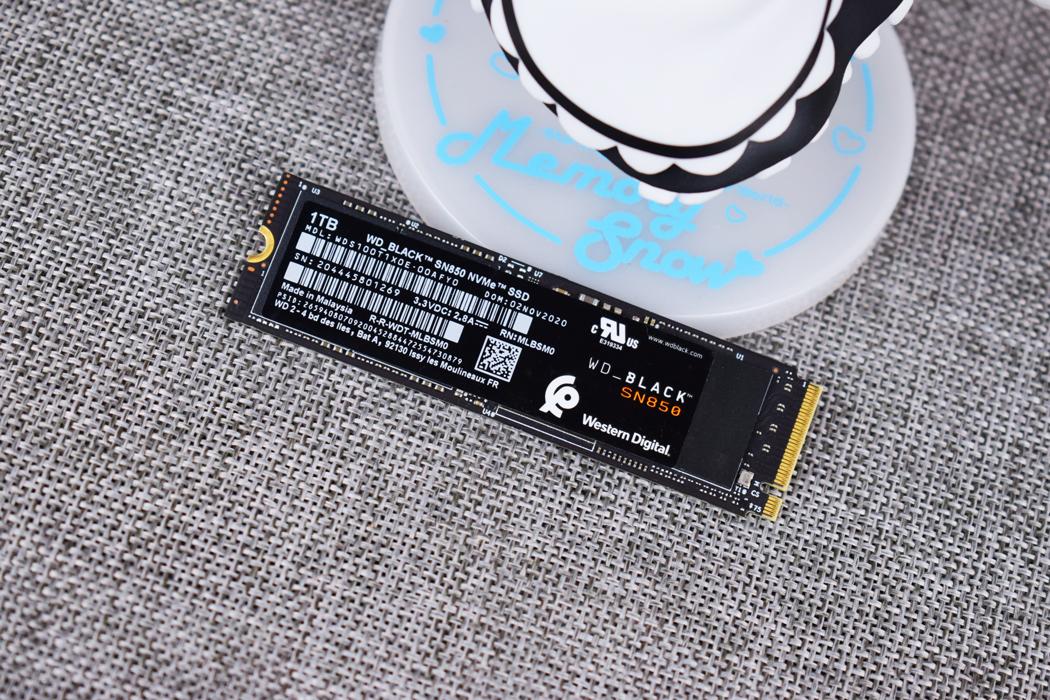 一般电脑主机有几个硬盘