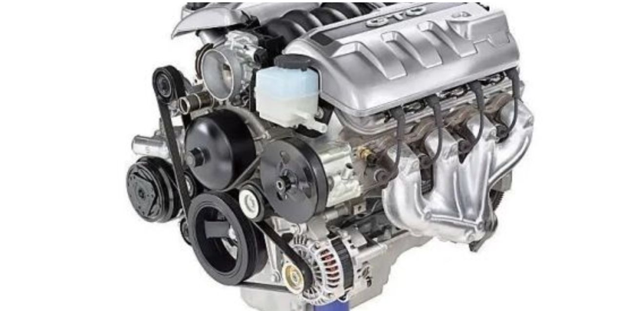 汽车主机是发动机吗