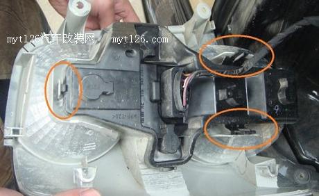 途观更换导航主机后倒车影像