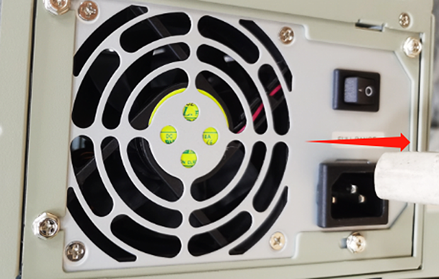 拼控主机灯不亮