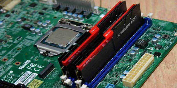 同一个主机可以用两个内存条吗