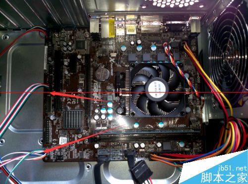 键盘线插不上主机