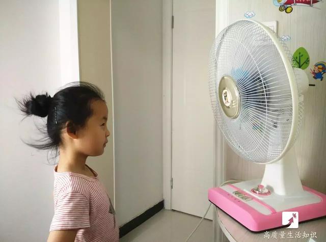 为啥主机里的风扇吹得很响