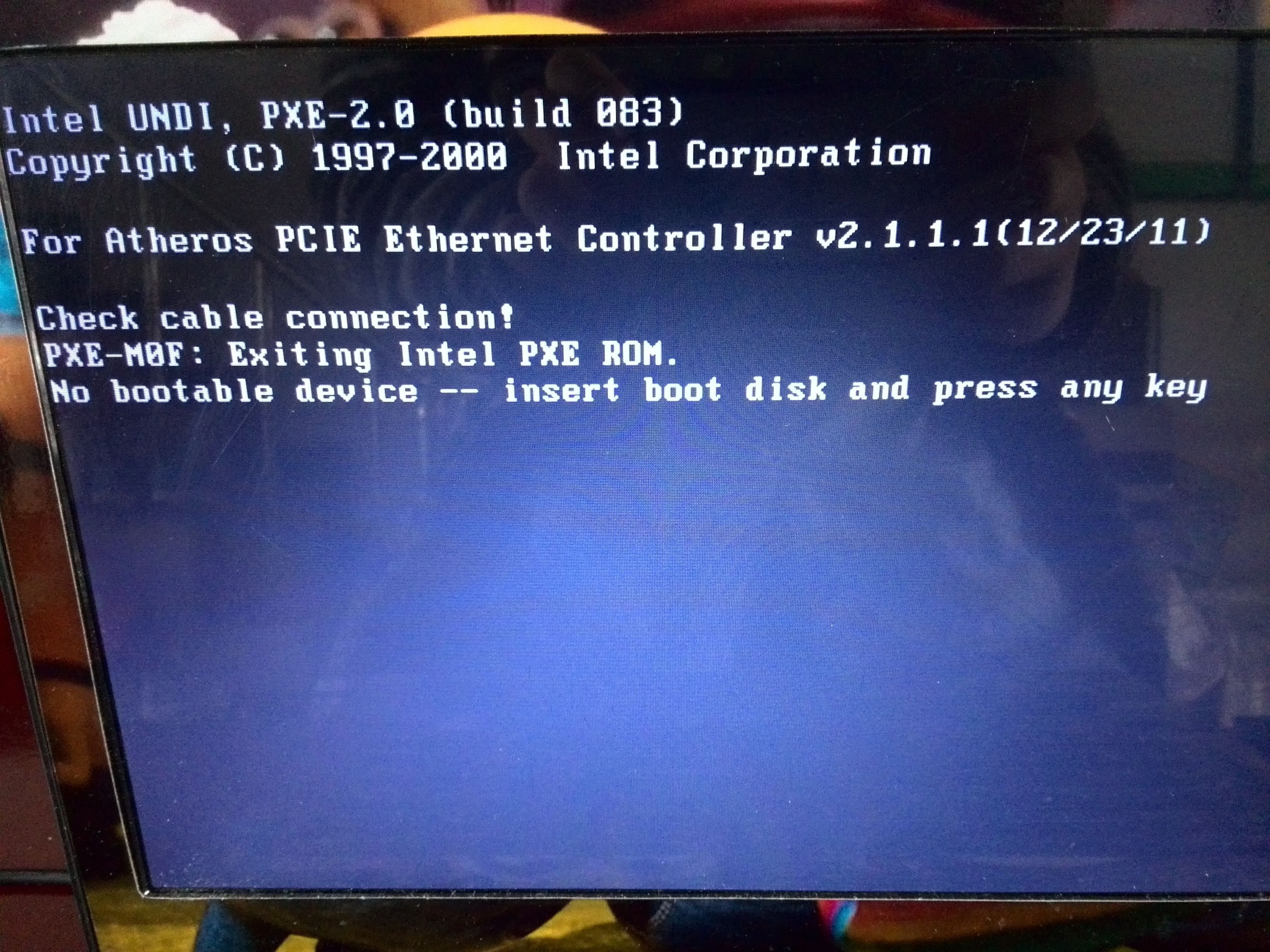 一台主机控制两个屏幕