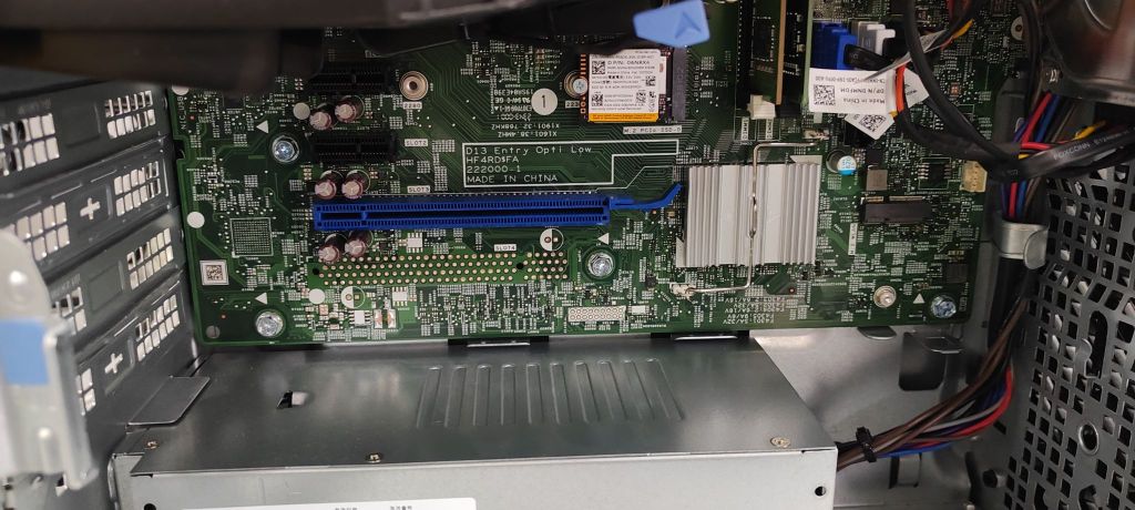 主机是不是什么显卡都能装