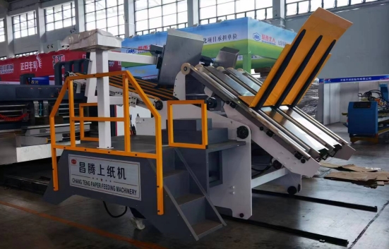 给纸机与主机配合