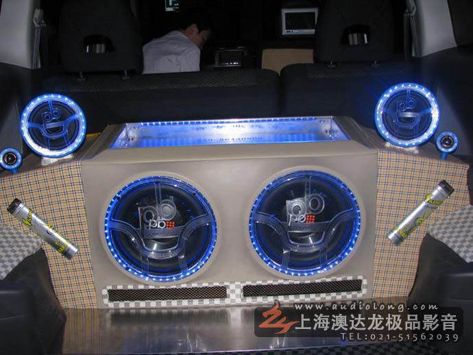 汽车音响改装主机的重要性