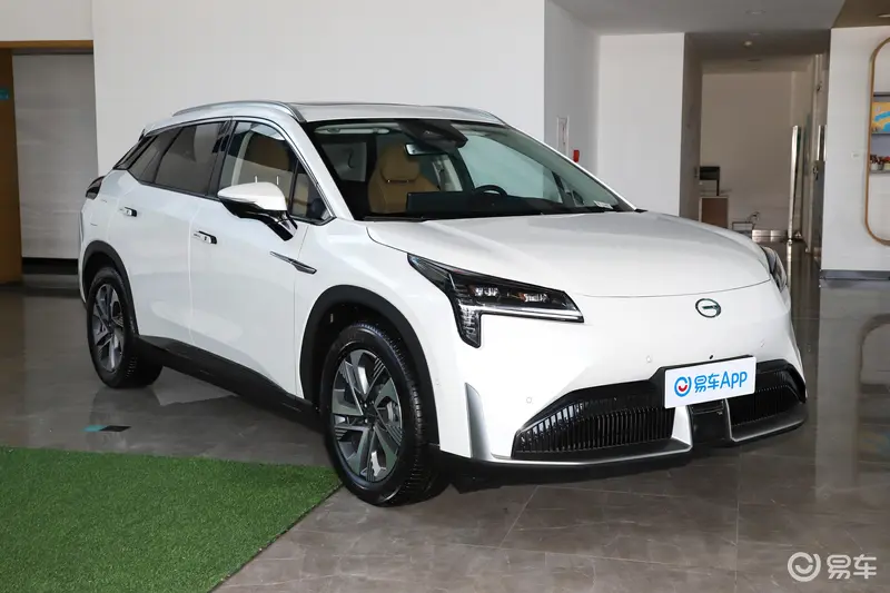 请关闭主机左侧盖板