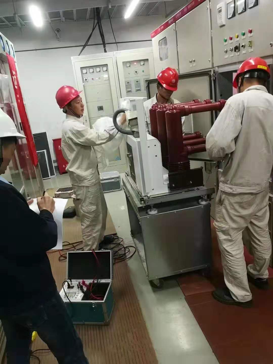 跑泉控制系统主机