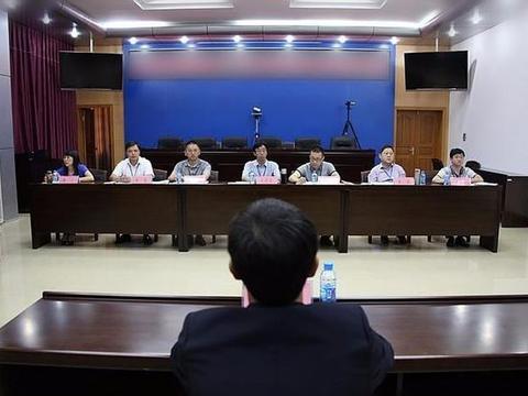 考官问主机运行状态