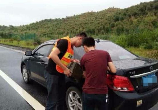 电脑主机进油了怎么办