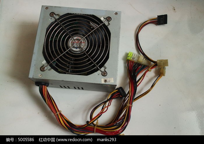 电脑主机电源盒子叫什么牌子好