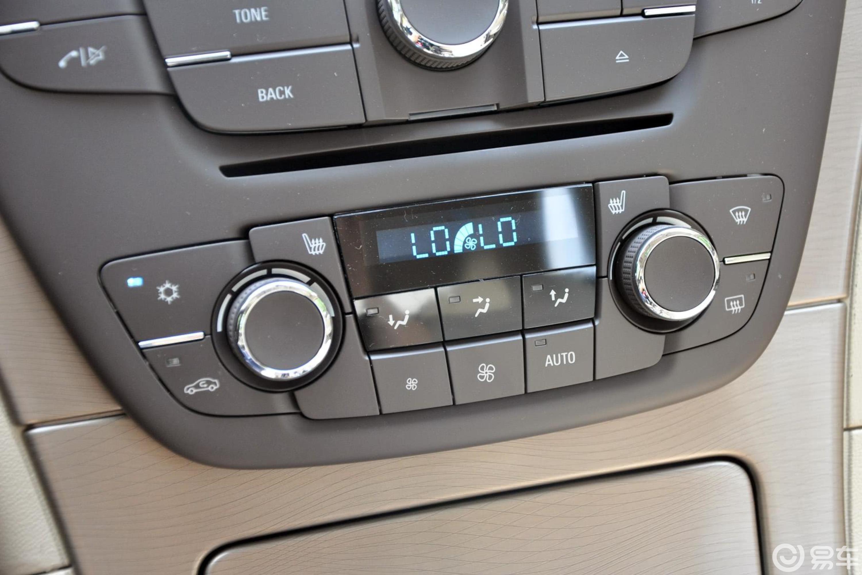 君威主机拆车图片