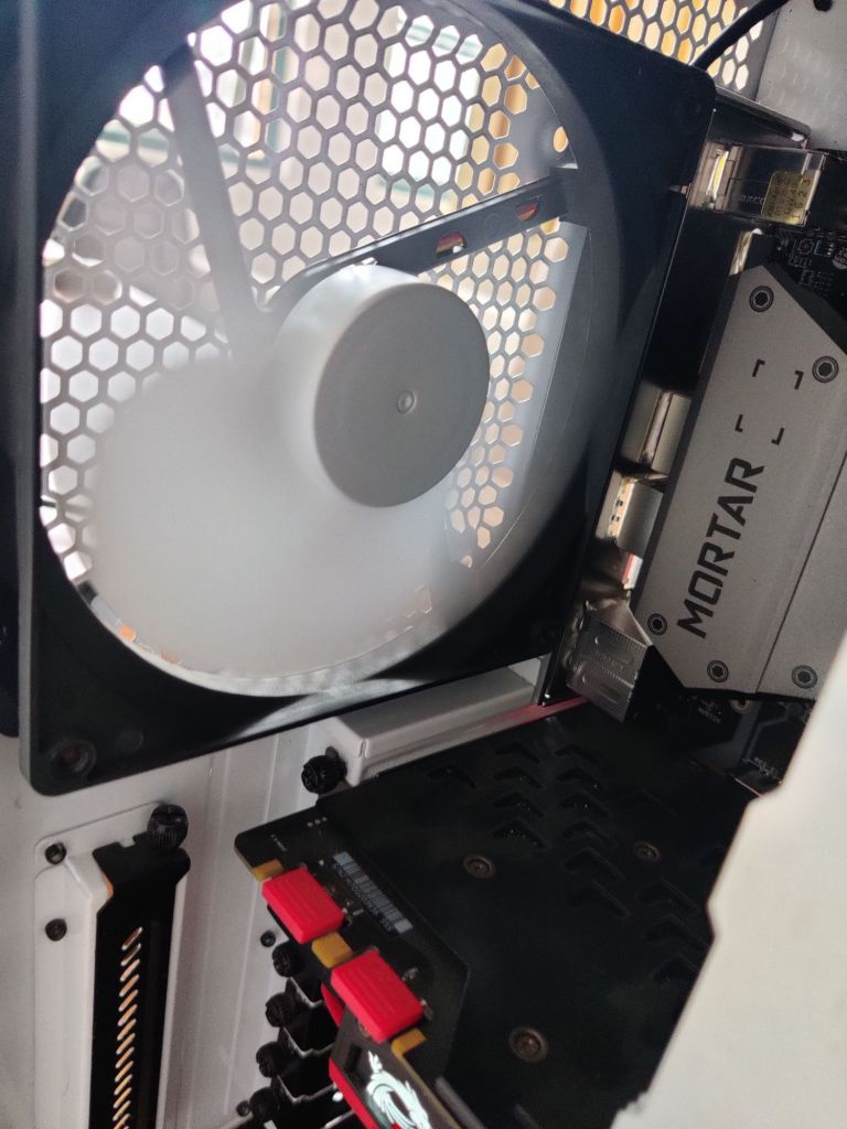 主机电源小风扇不转