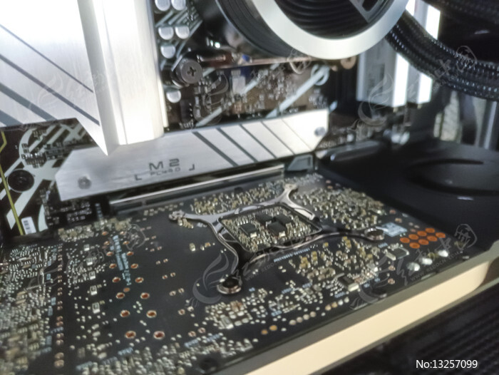 电脑主机集成显卡能装独显吗