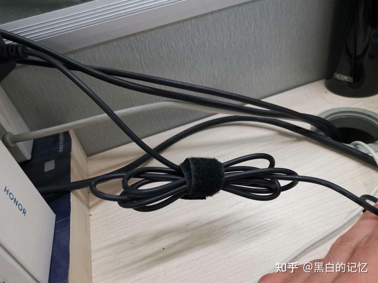 电脑主机线绑一起会穿线妈妈