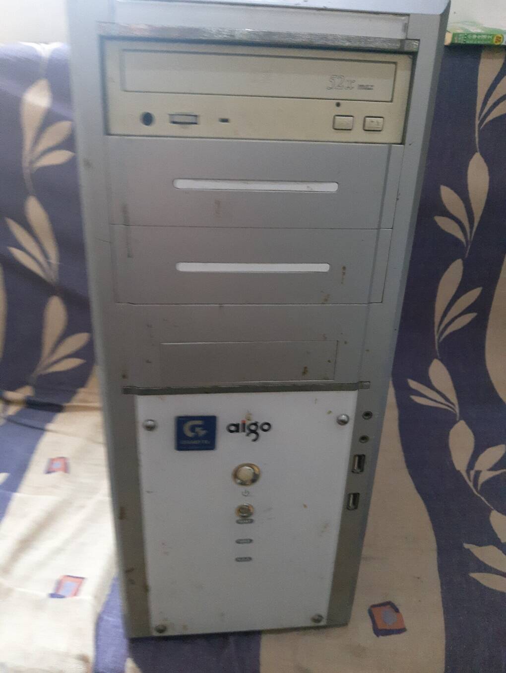 两个主机怎样共用一个键盘鼠标