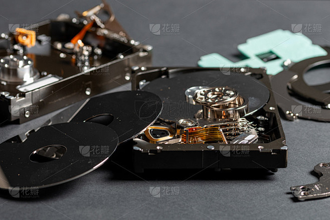 主机的硬盘怎么卸下来