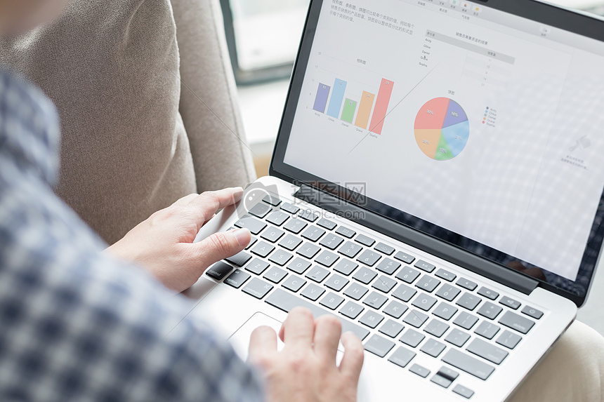 办公主机与游戏主机