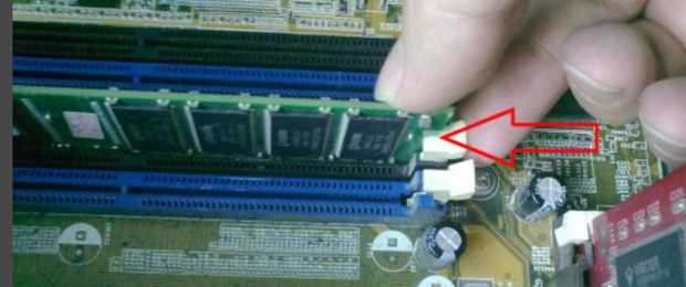 老主机加内存条