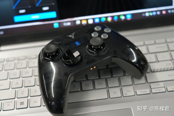 主机游戏要手柄么