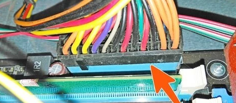 技嘉主板主机开关接线