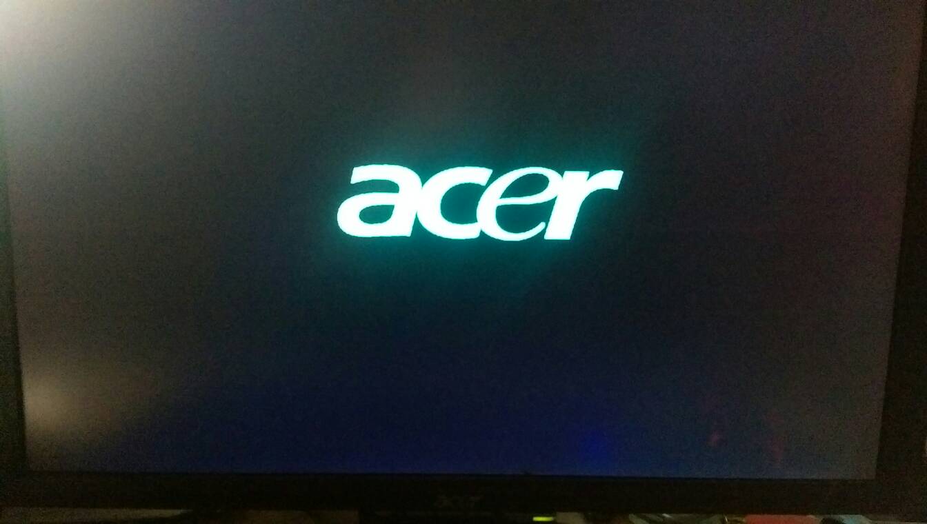 华硕主机不能开机黑屏怎么办