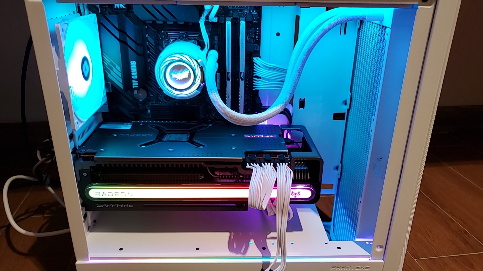 主机水冷像抽水的声音