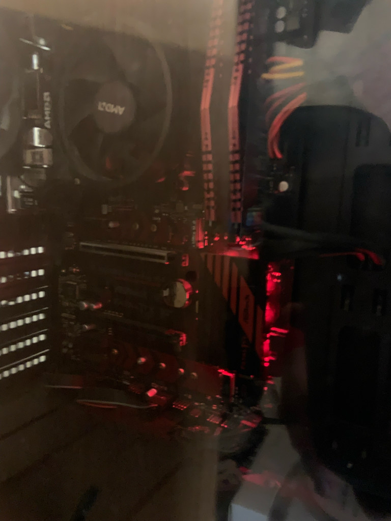 笔记本屏幕损坏后当主机使用