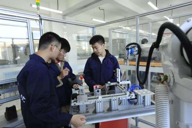 专业图形处理主机