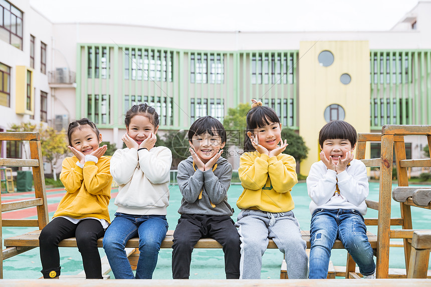 幼儿认识电脑主机