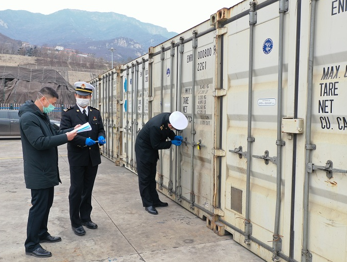 电脑主机海关让带吗