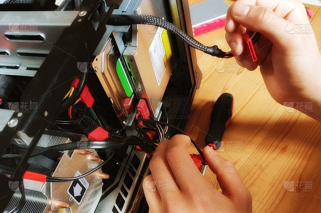 组装电脑主机外壳能换吗