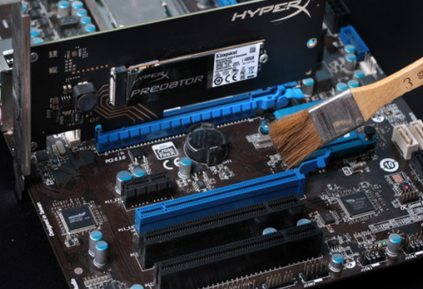 主机摔落显示器无信号