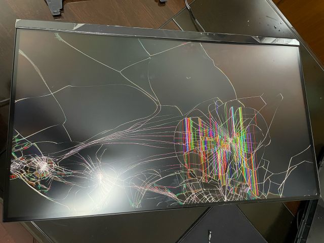 笔记本屏幕损坏后当主机使用