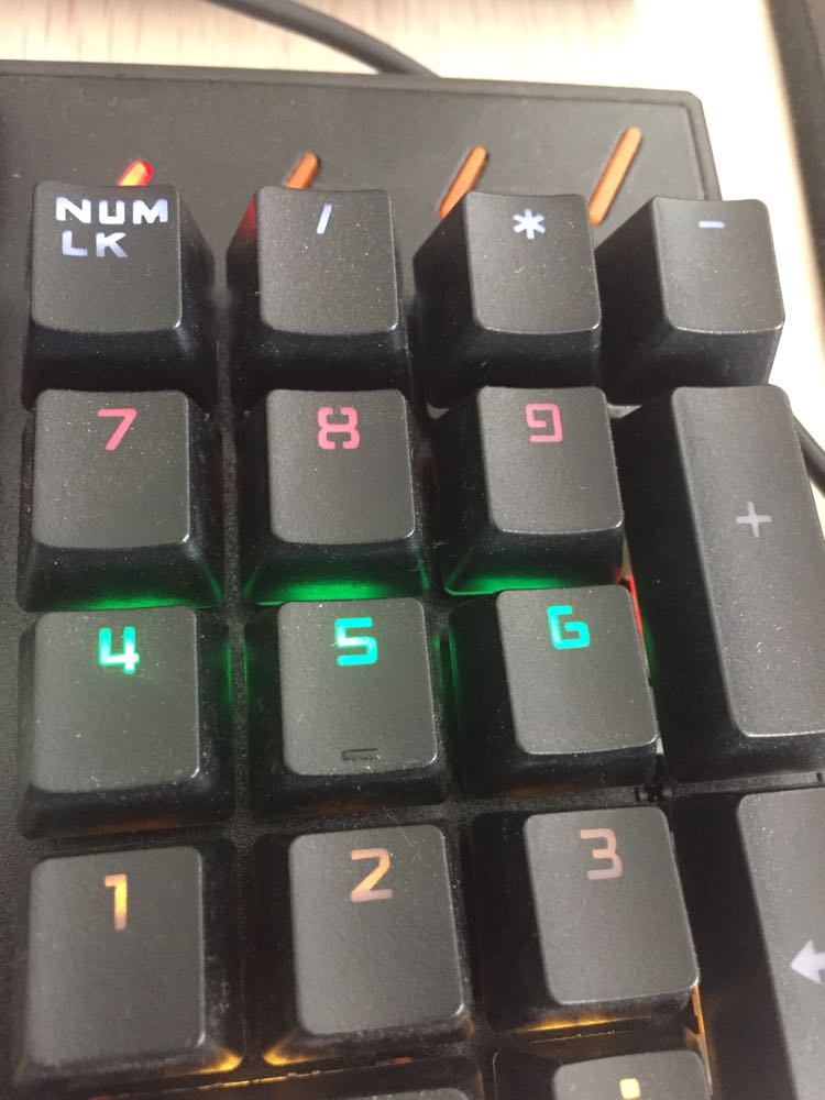 电脑主机老叽叽响