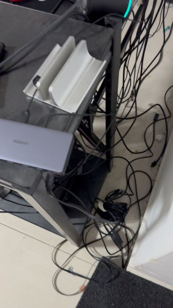 开机待机主机滴一声