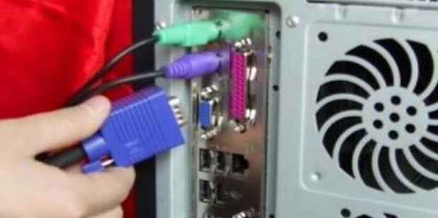 电脑主机连电视上显示无信号